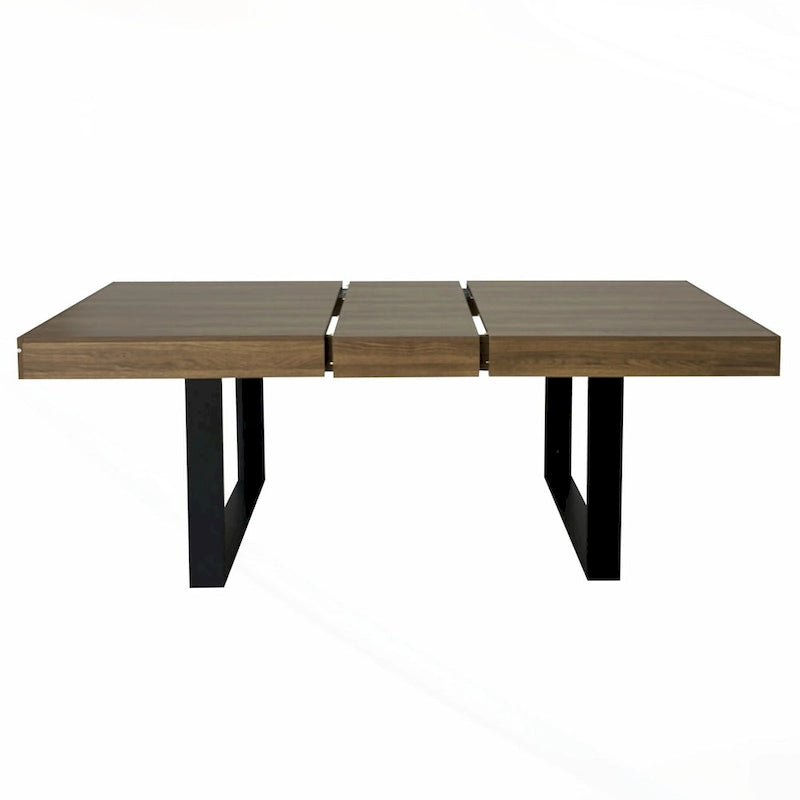 Versatile Extendable Dining Table for Large Gatherings, Enhancing Dining Experience