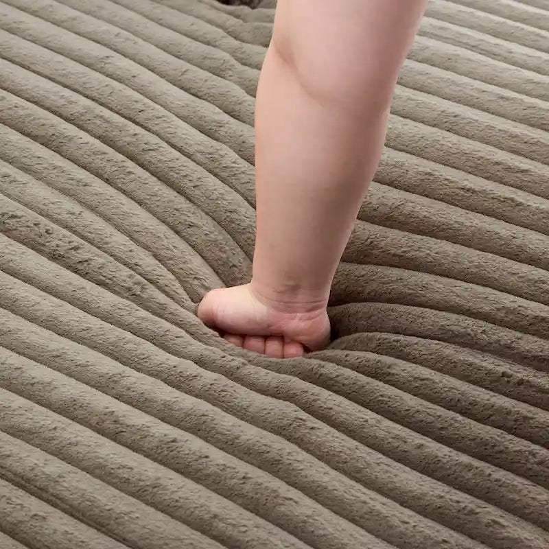 UIXE Upholstered Plush Chaise Lounge Chair For Interior