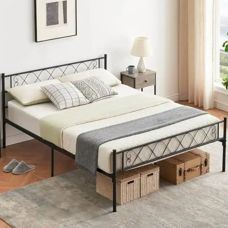 Metal Platform Bed Frame with Sweet Heart Headboard