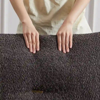 90 comfortable sofa with 2 cushions and 2 ball pillows